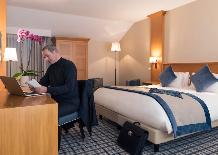 Hotel Mercure Luxembourg Kikuoka Golf &