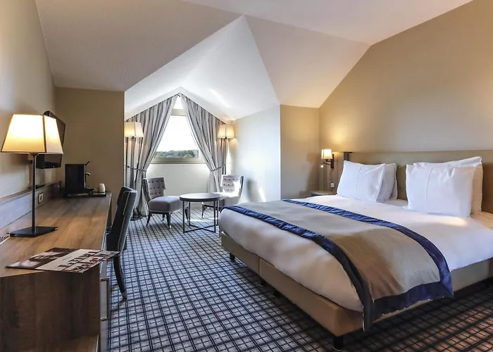 Mercure Luxembourg Kikuoka Golf & 4*