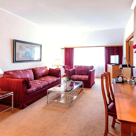 Mercure Luxembourg Kikuoka Golf & Hotel 4*