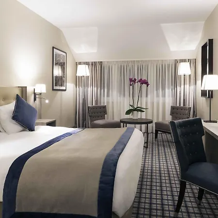 Mercure Luxembourg Kikuoka Golf & 호텔