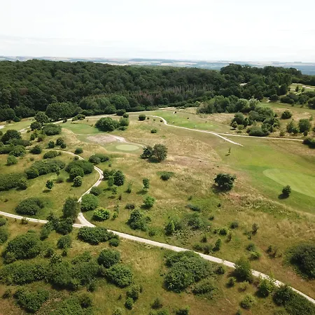 Mercure Luxembourg Kikuoka Golf & Отель Канач