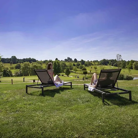 Hotel Mercure Luxembourg Kikuoka Golf & Canach