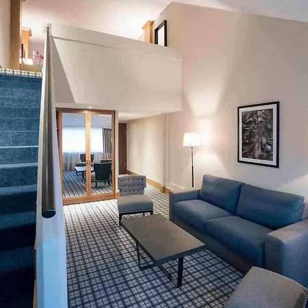 Hotel Mercure Luxembourg Kikuoka Golf &