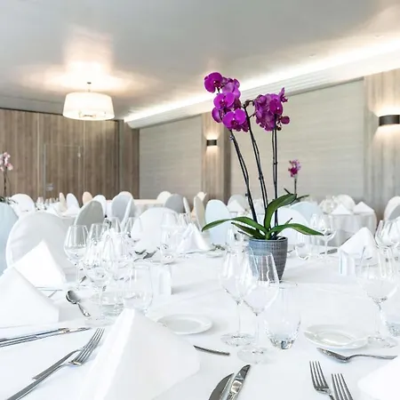 Hotel Mercure Luxembourg Kikuoka Golf &