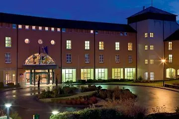 Mercure Luxembourg Kikuoka Golf & 4*