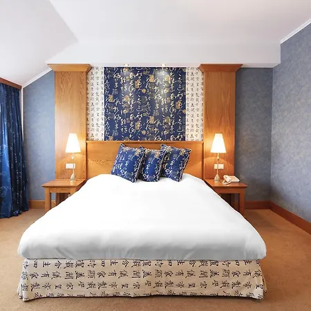 Mercure Luxembourg Kikuoka Golf & 4*