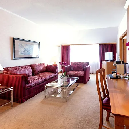 Mercure Luxembourg Kikuoka Golf & 4* Canach