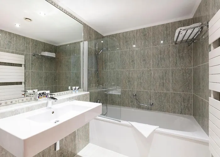 Mercure Luxembourg Kikuoka Golf & Canach