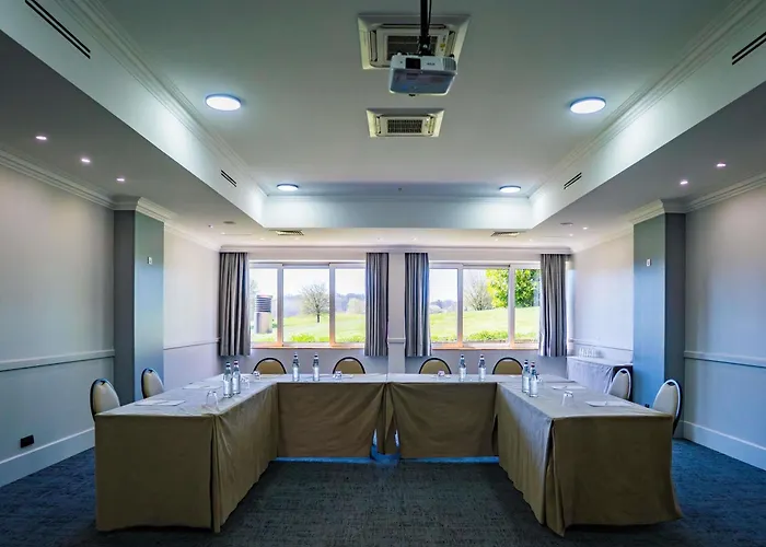 Hotel Mercure Luxembourg Kikuoka Golf & 4*