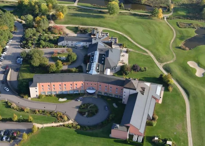 Mercure Luxembourg Kikuoka Golf & Hotel 4*