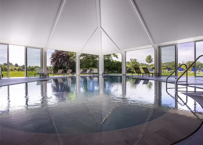 Hotel Mercure Luxembourg Kikuoka Golf &