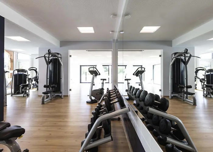 Hotel Mercure Luxembourg Kikuoka Golf & 4*